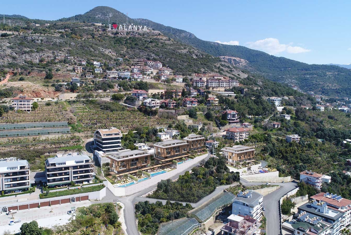 Luxury and sea view home in Alanya